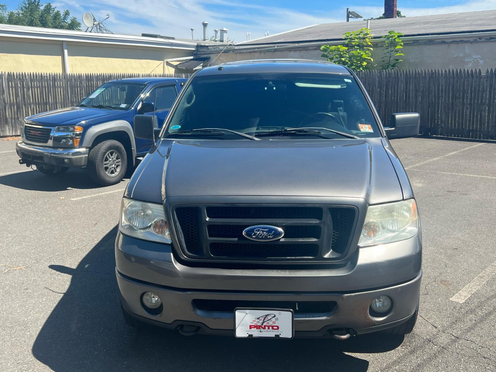 2007 GRAY /gray Ford F-150 (1FTPX14V77F) , located at 1018 Brunswick Ave, Trenton, NJ, 08638, (609) 989-0900, 40.240086, -74.748085 - Wow, This Ford is soooo nice inside and out! Complete w an ARE custom bed cap w carpet insert. FX-4 package, Sunroof, Loaded up and Just Serviced. As new as it can get for the Truck!! Super Clean and a must see because this will not last long at all! Call Anthony to set up an appt. to see and test d - Photo #2